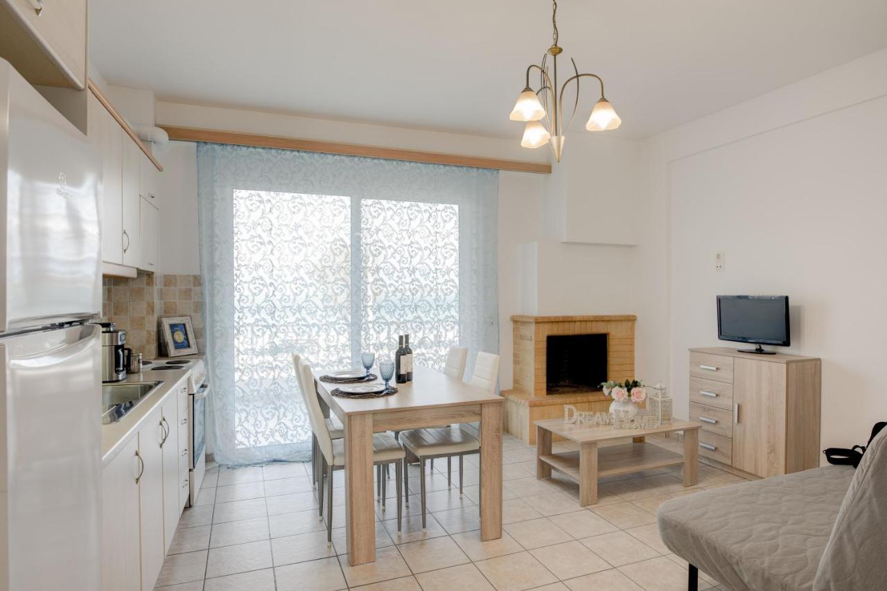 Sugar Blue - On The Beach Apartment *