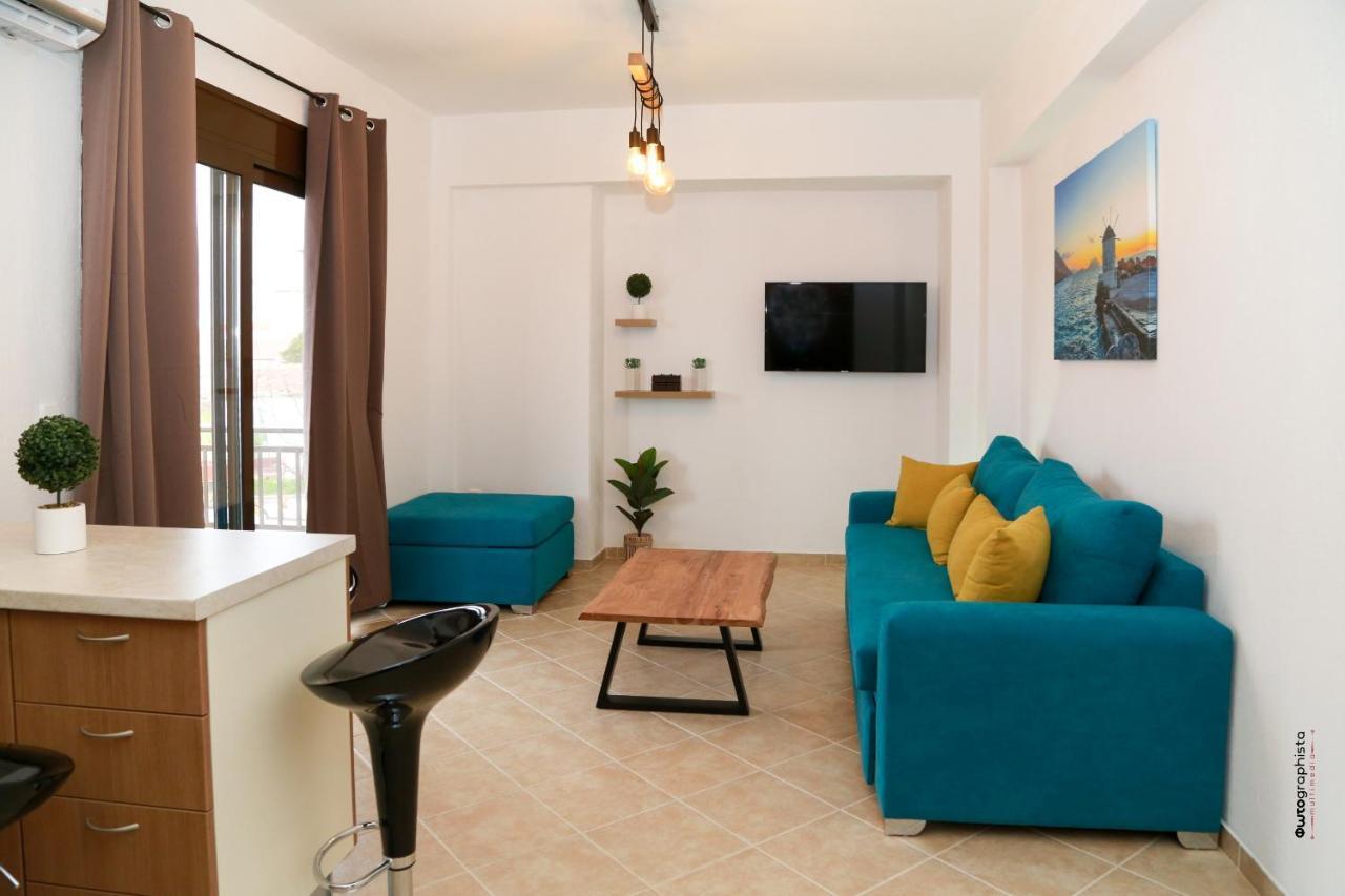 Zandre Shiny Apartment Nea Poteidaia