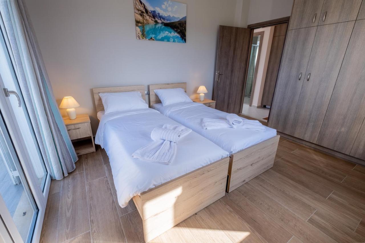 Oasis Twin I Villa