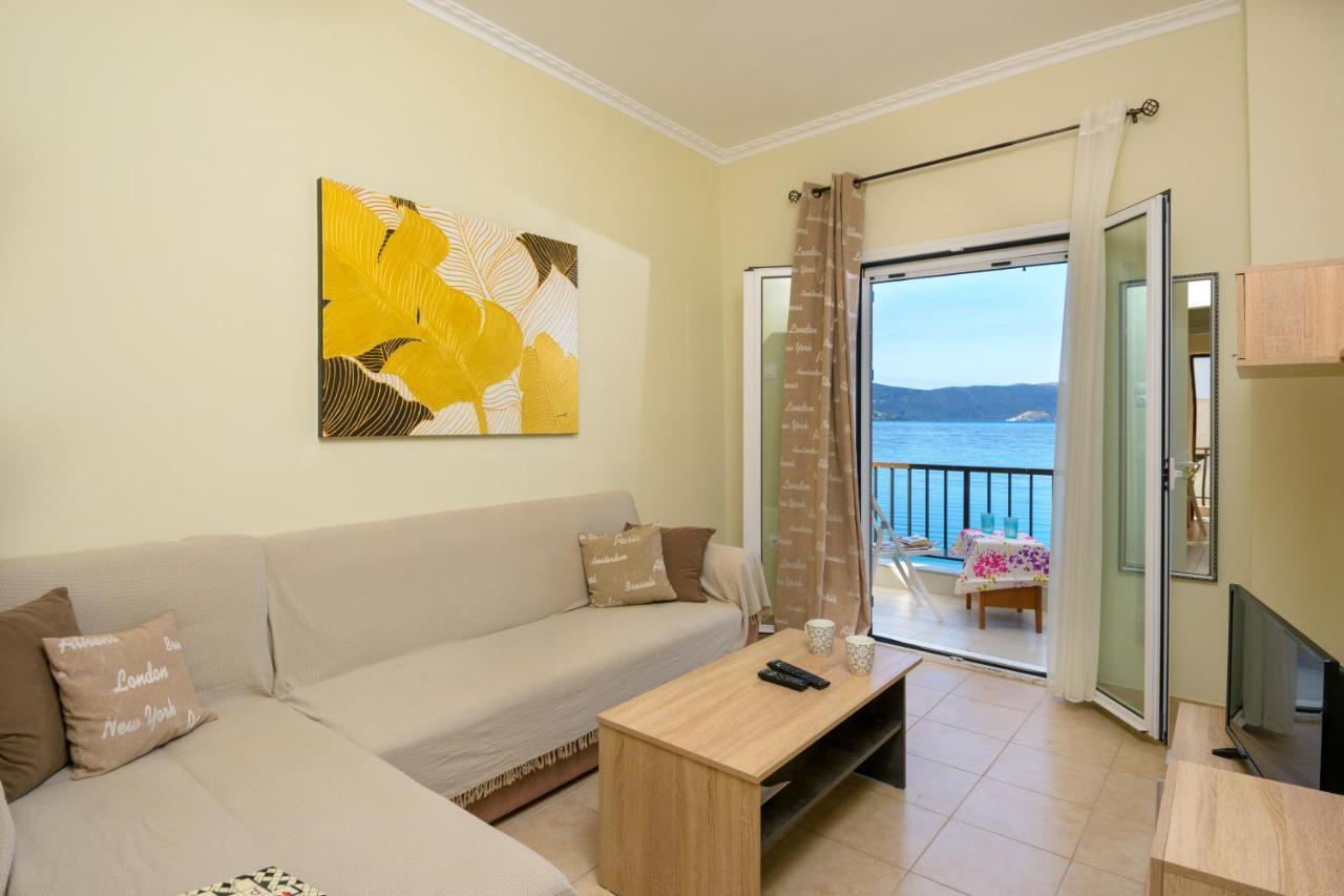 Apartment Korfos Sea Side