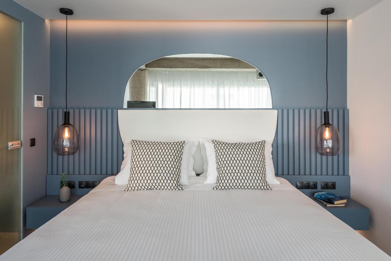 Urban Aparthotel 2*