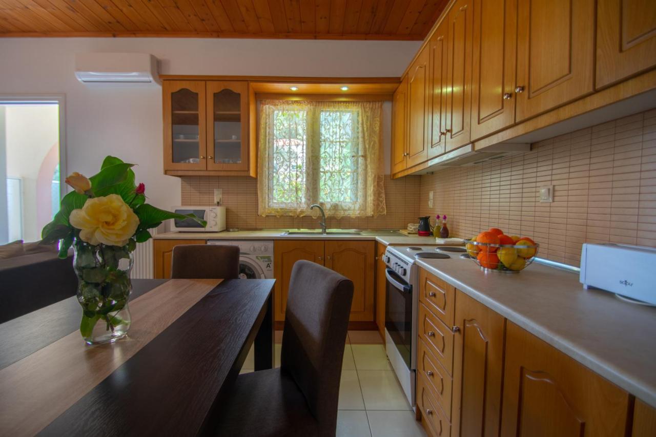 Family Private Homes & Sea View Apartment Lithakia (Zakynthos)