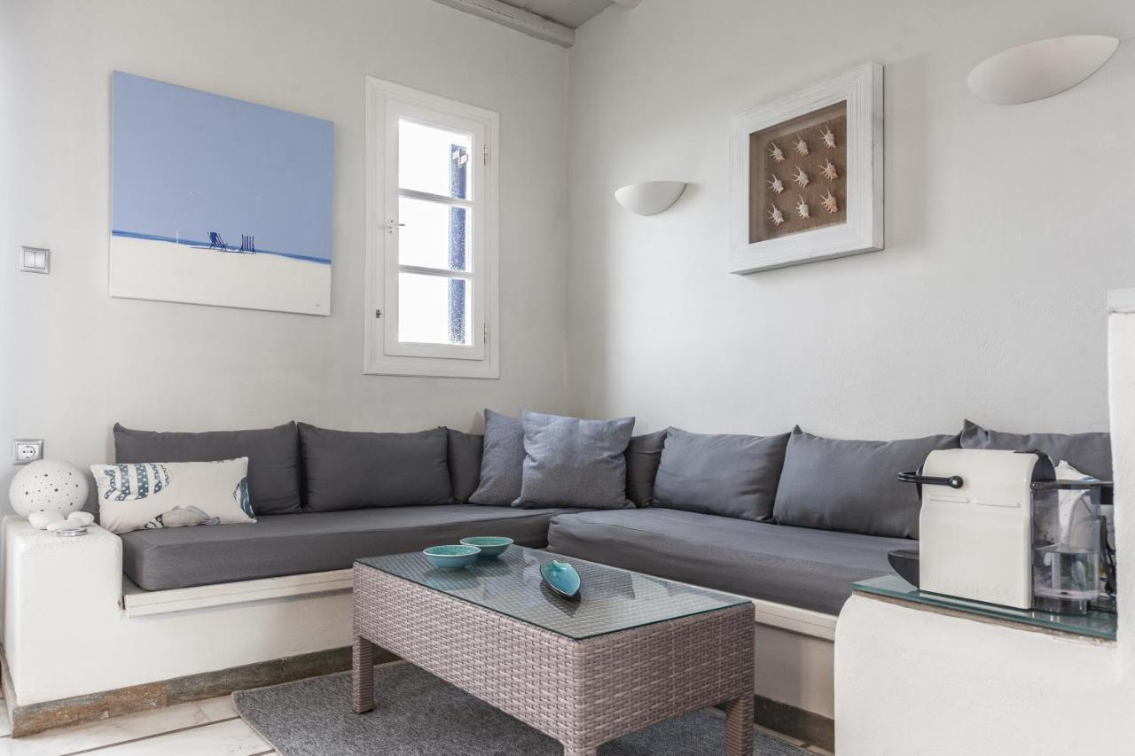 Pure White 1bd House With Amazing Sea Views In * Naousa (Paros)