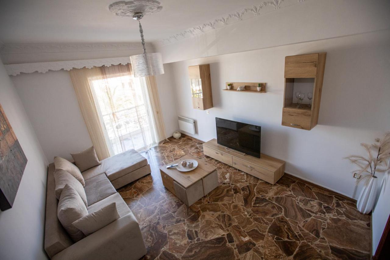 Kallithea Deluxe *