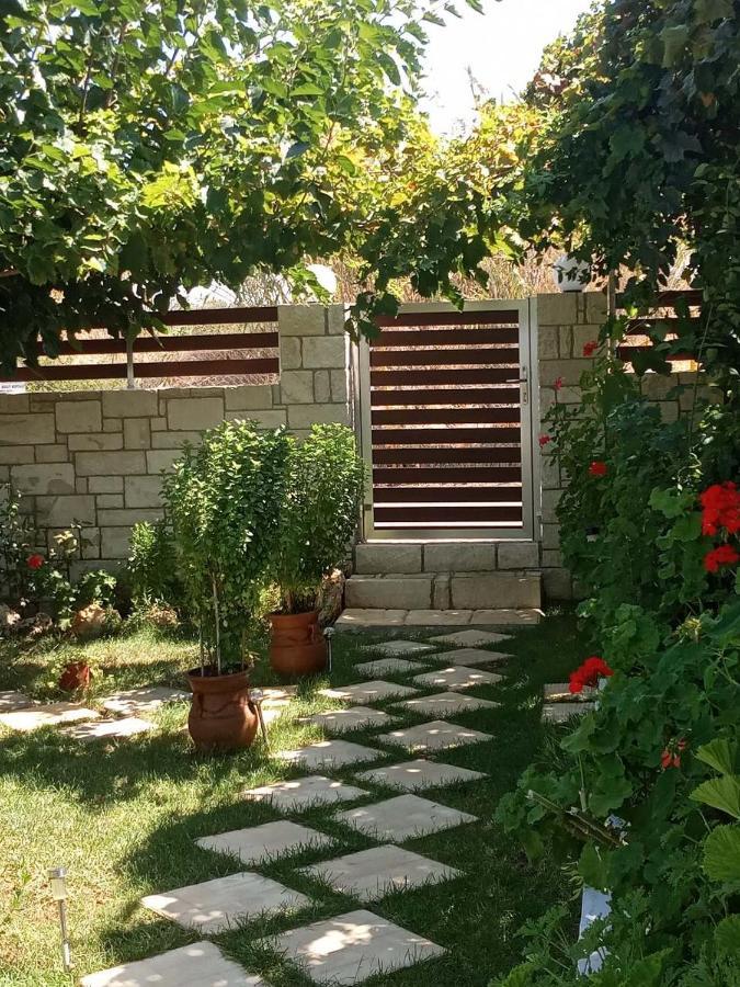 Holiday home Garden Anissaras