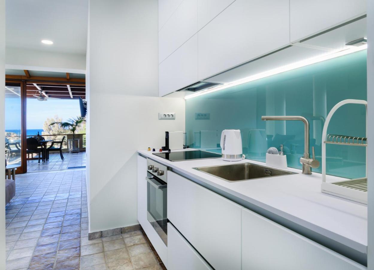Xenios Dias Luxury With Sea View Apartment