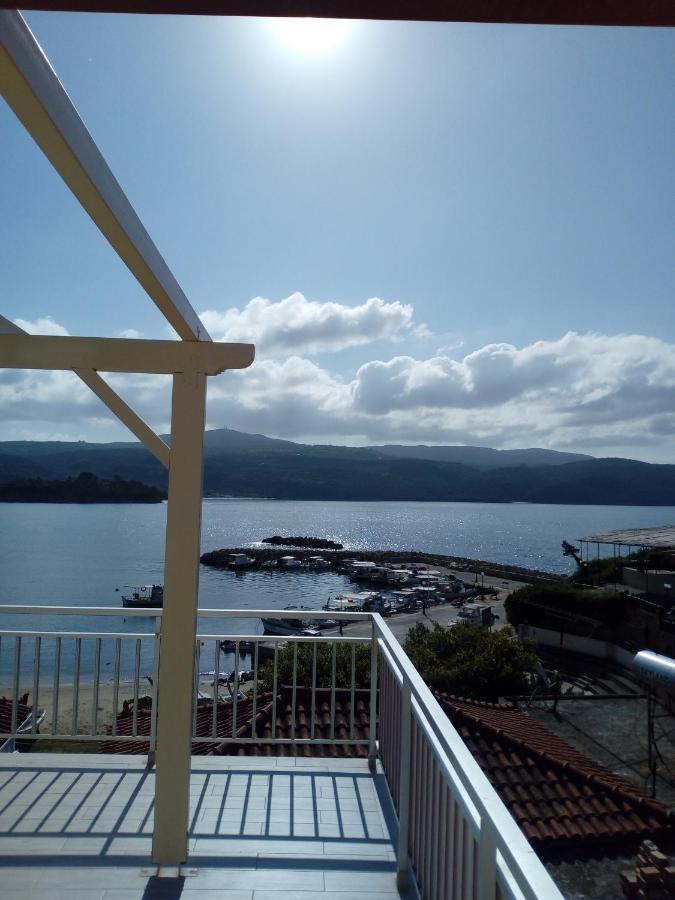 To Limanaki Apartment