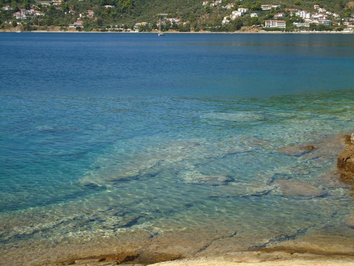 Plakes * Skiathos Town