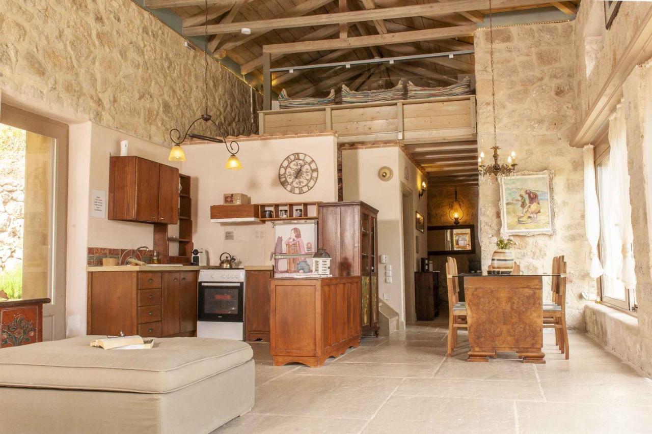 Villa Mounty Island Villas-nefeli Lazarata