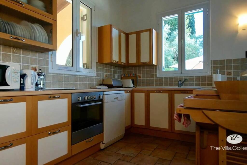 Villa Gastouri Pascalia With Heated Pool In October And Views Achilleion