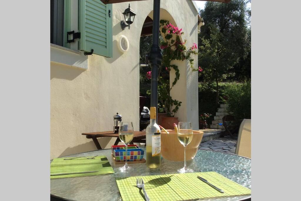 Gastouri Pascalia With Heated Pool In October And Views