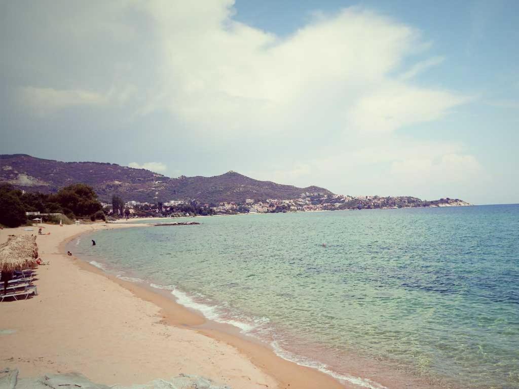 Beautiful By The Sea * Palaiontsiflikion