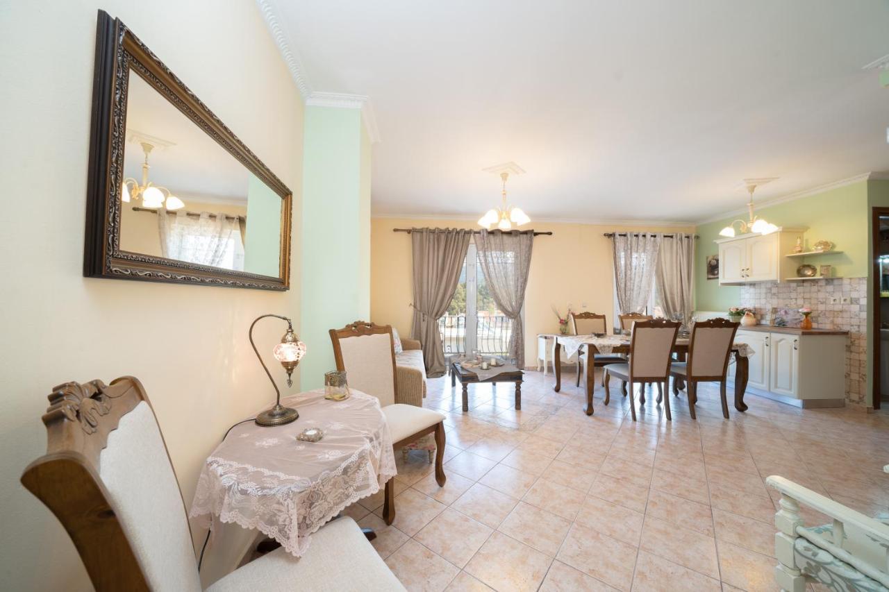 Apartment Aigli Elegant Sea View In