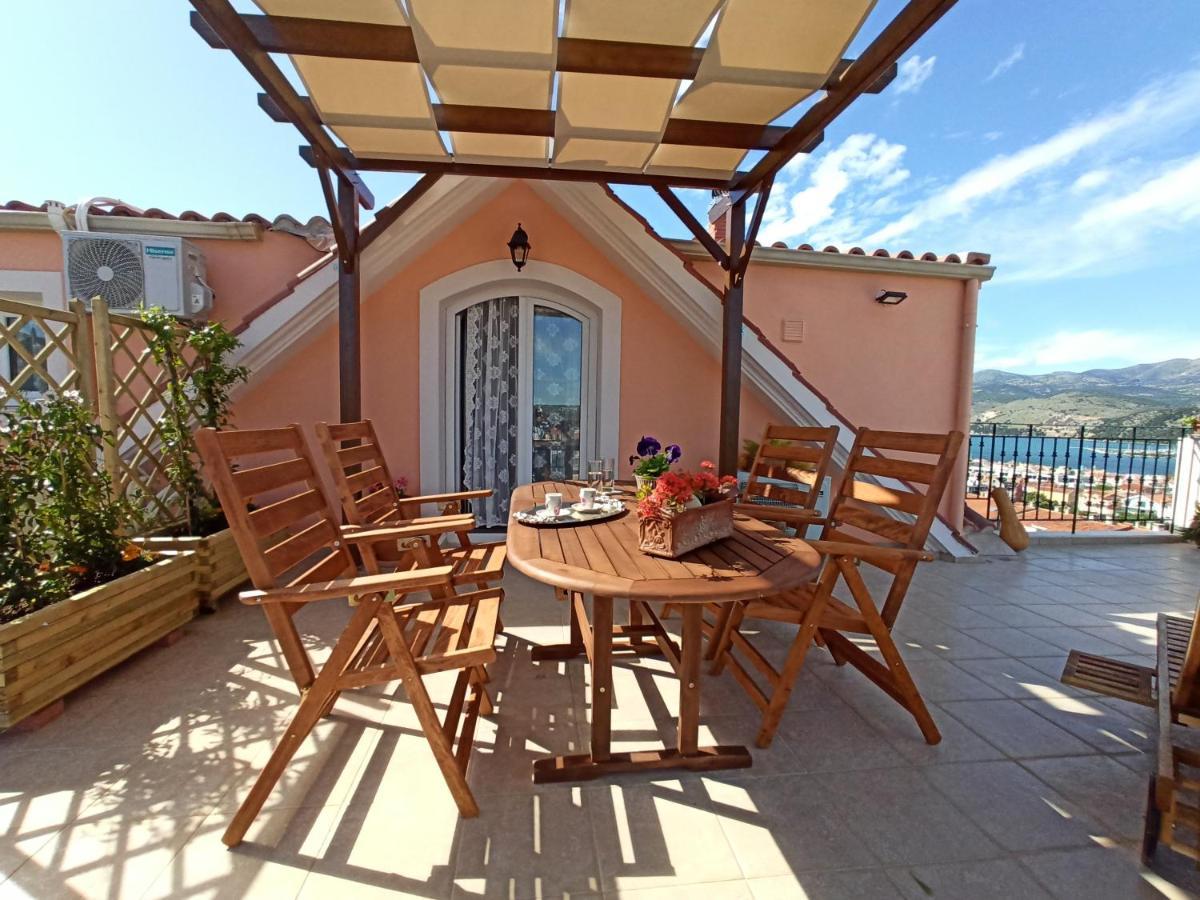 Nefeli Seaview Argostoli (Kefalonia)