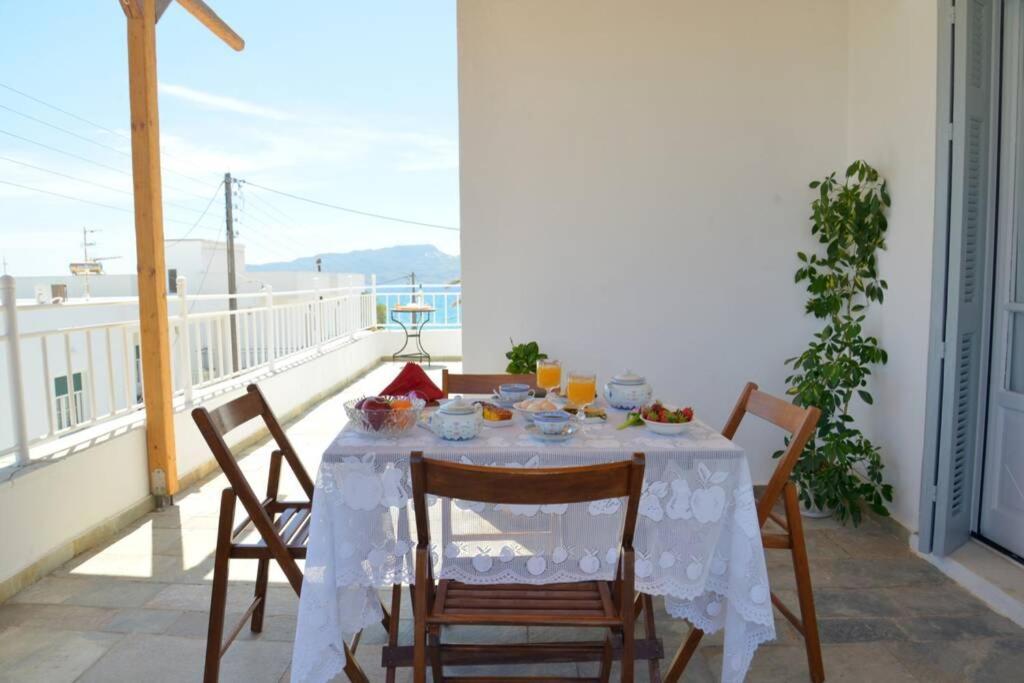 Apartment Esperos Seaside In Adamas, Milos