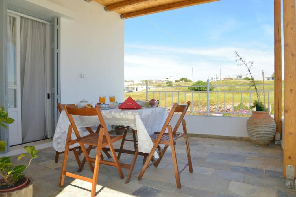 Apartment Esperos Seaside In Adamas, Milos