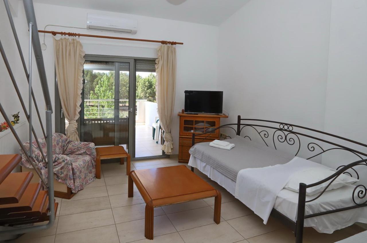 Katerina Holiday home Keramoti (Macedonia)