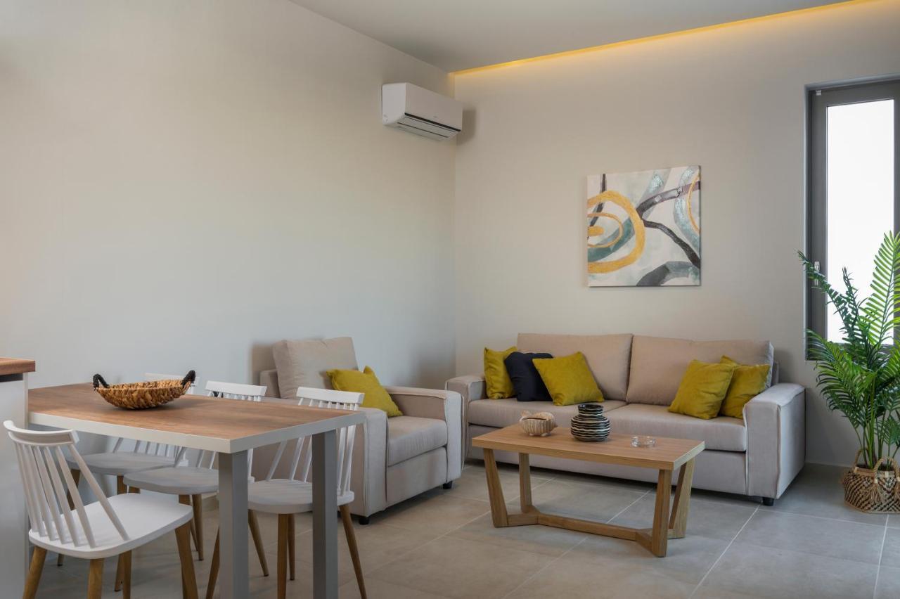 Aparthotel Aegean Breeze Luxury Next To The Sea Maleme (Crete)