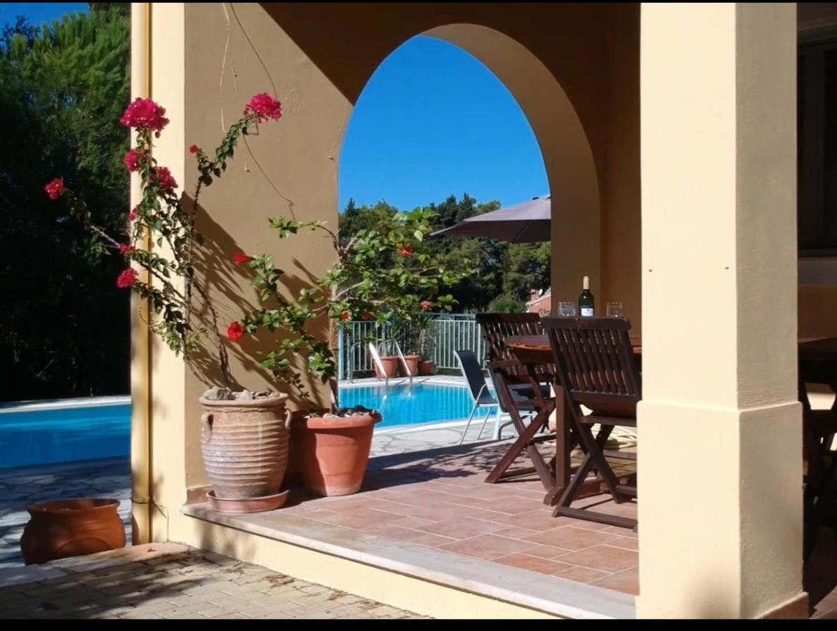 Villa Gastouri Pascalia With Heated Pool In October And Views