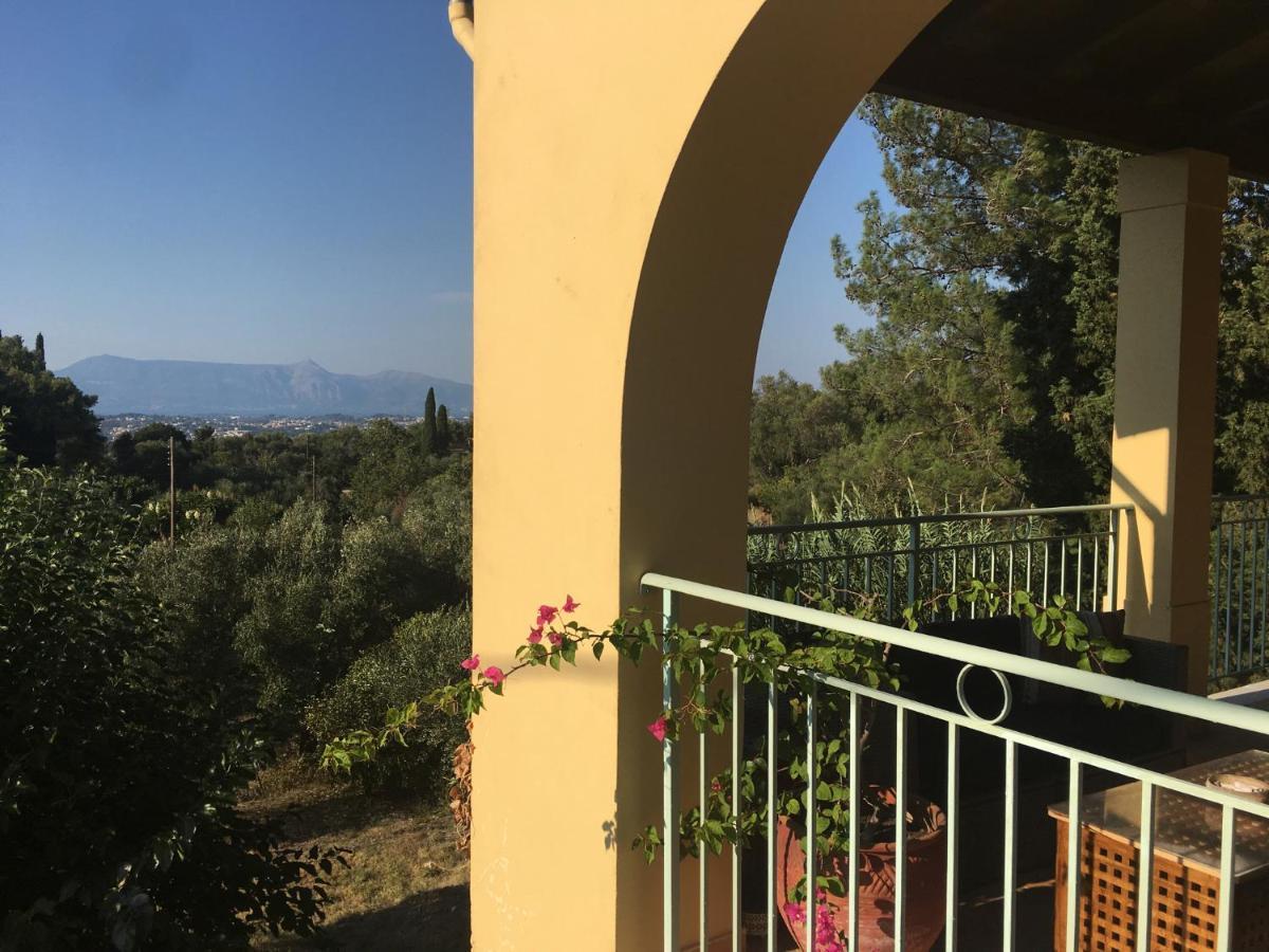 Gastouri Pascalia With Heated Pool In October And Views *