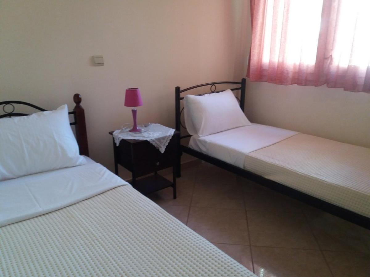 Anatolis Apartment *