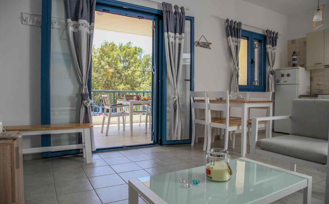 Mmm * Makry Gialos (Crete)