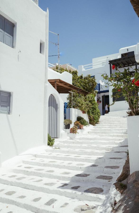 Central Local Living In Mykonos, Main Town Apartment *