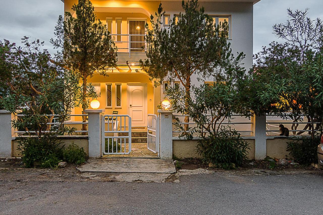 Villa Theros Premium In Heraklion