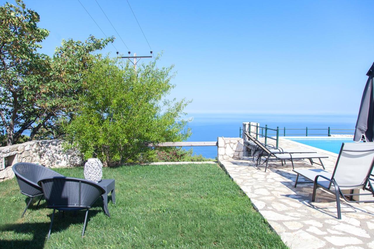 Villa Skyfall