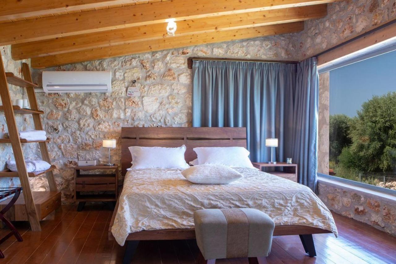 Dell Mar Stone House Villa *