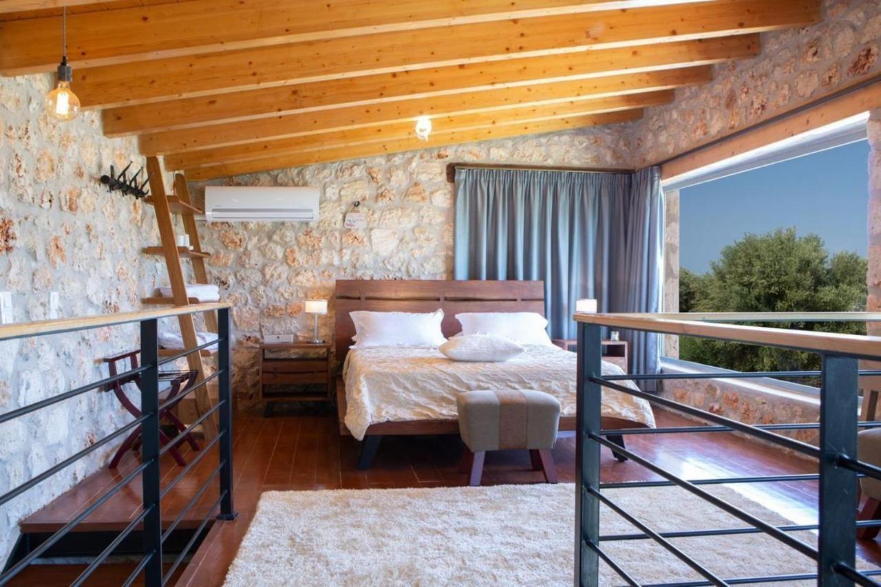 Villa Dell Mar Stone House Evgiros