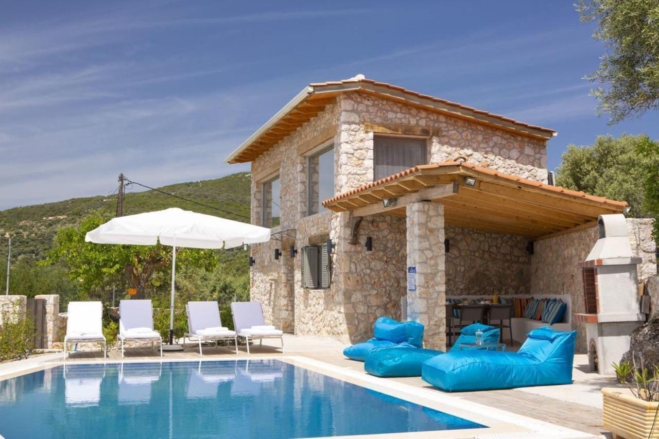 Dell Mar Stone House