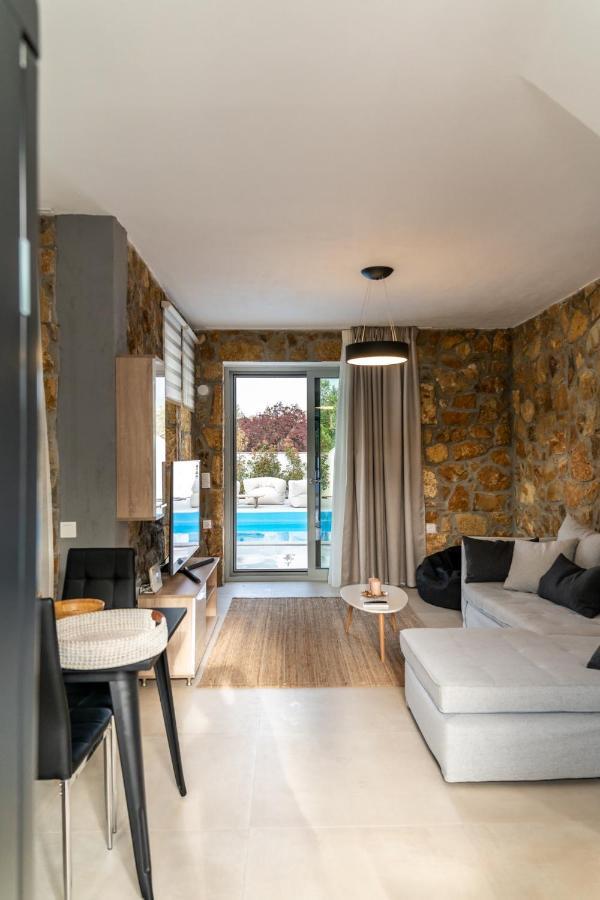 Achinos Luxury Accomodation- Chalkidiki Villa
