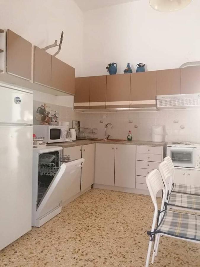 Matina's Agora With Terrace Apartment