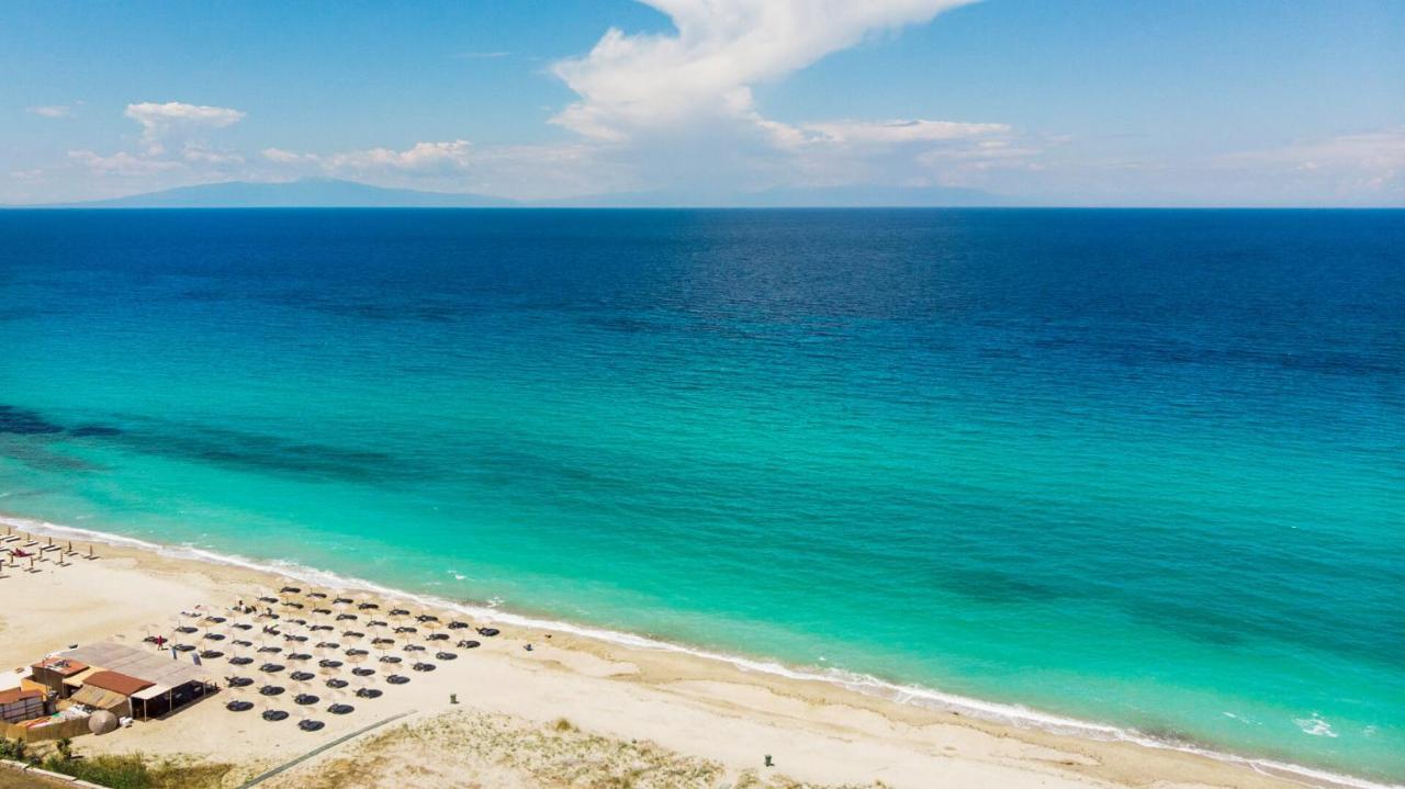 Soleado Beachfront Villa *