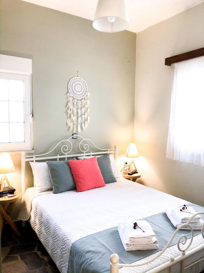 Elia's House Traditional & Cozy By 8essentially Holiday home *