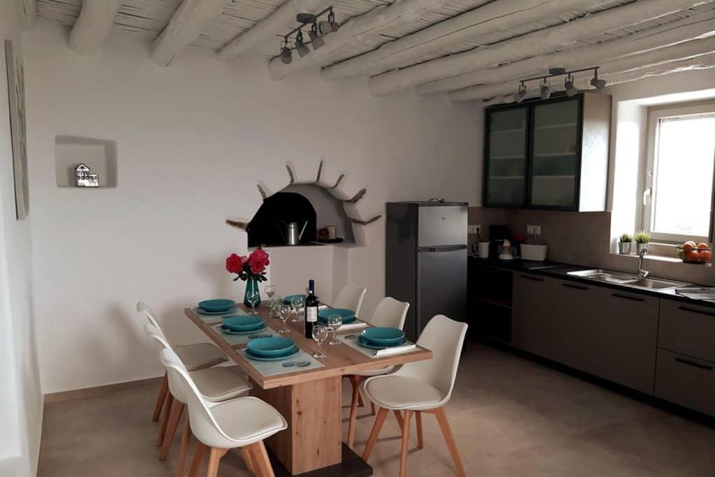 κυκλαδίτικη παραδοσιακή Holiday home Chrisi Akti (Paros)