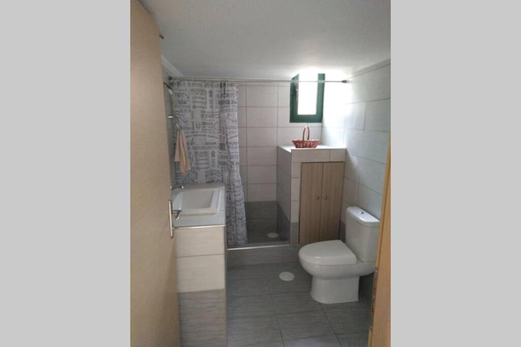 Apartment Roses-mourteri