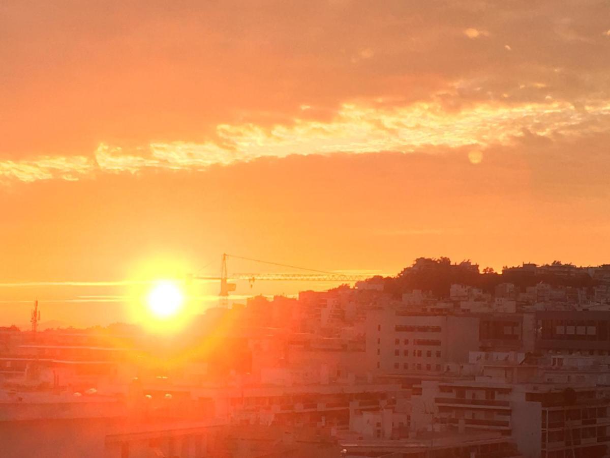 Cozy Near Metro-athens View Apartment