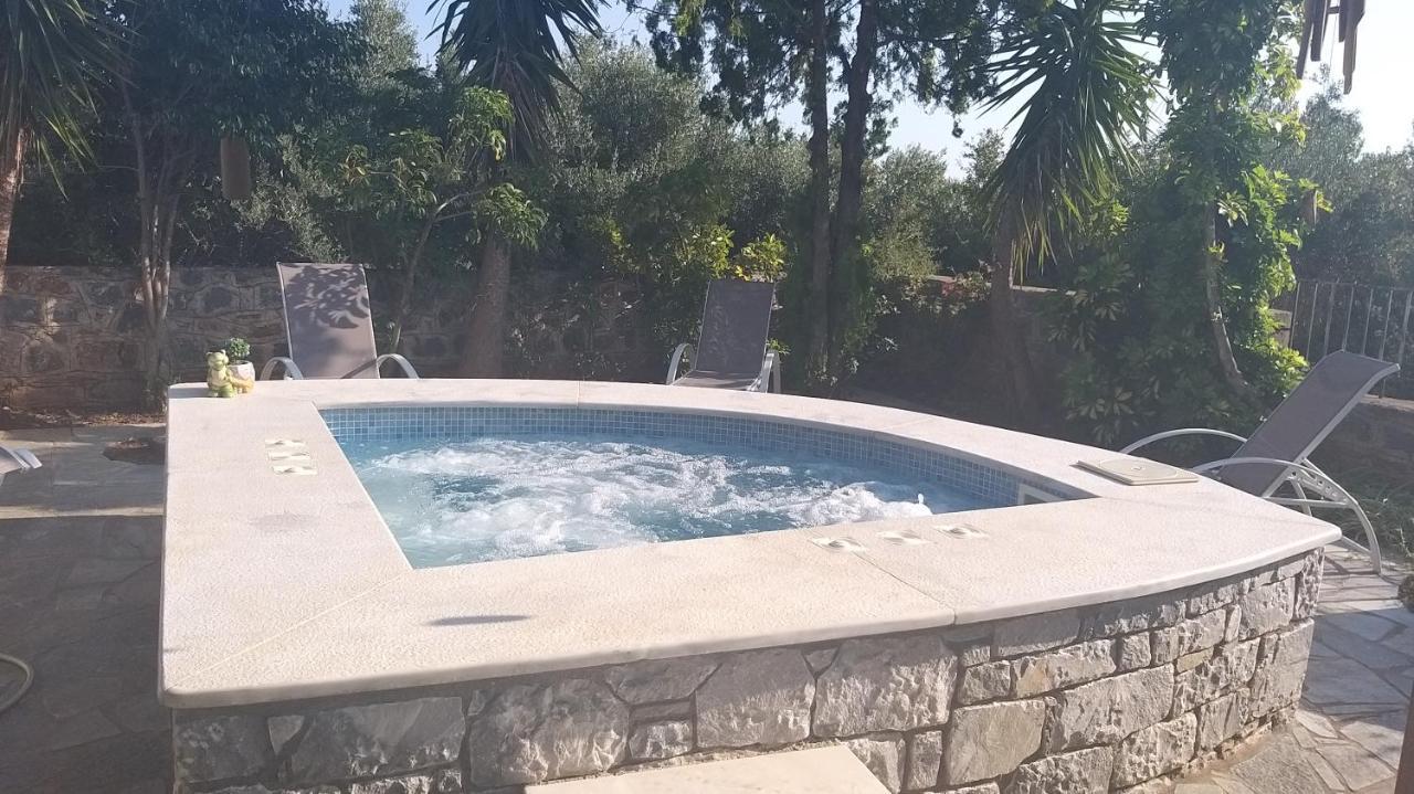 Onar A Stone House With Amazing View