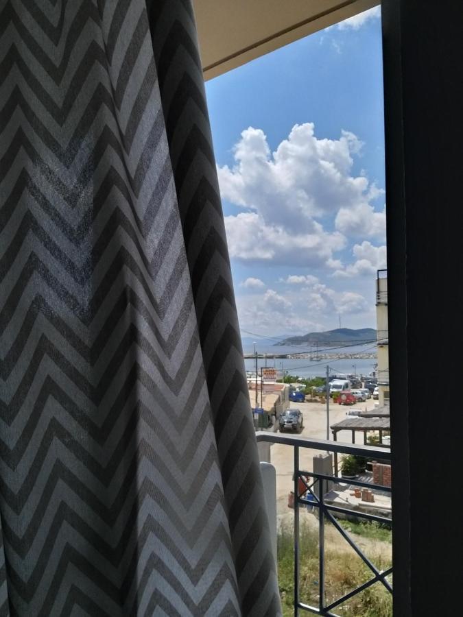 Petries Aparthotel Agioi Apostoloi (Evia)