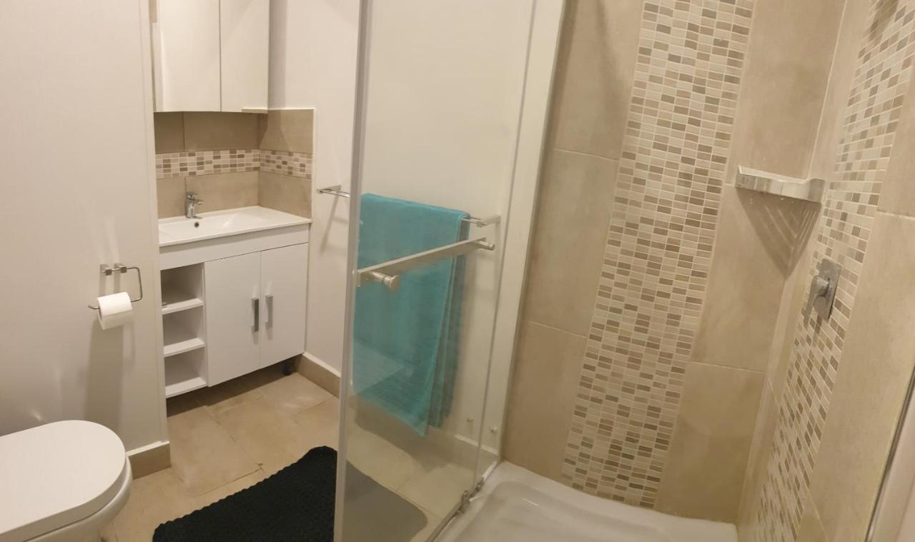 Apartment Byron House