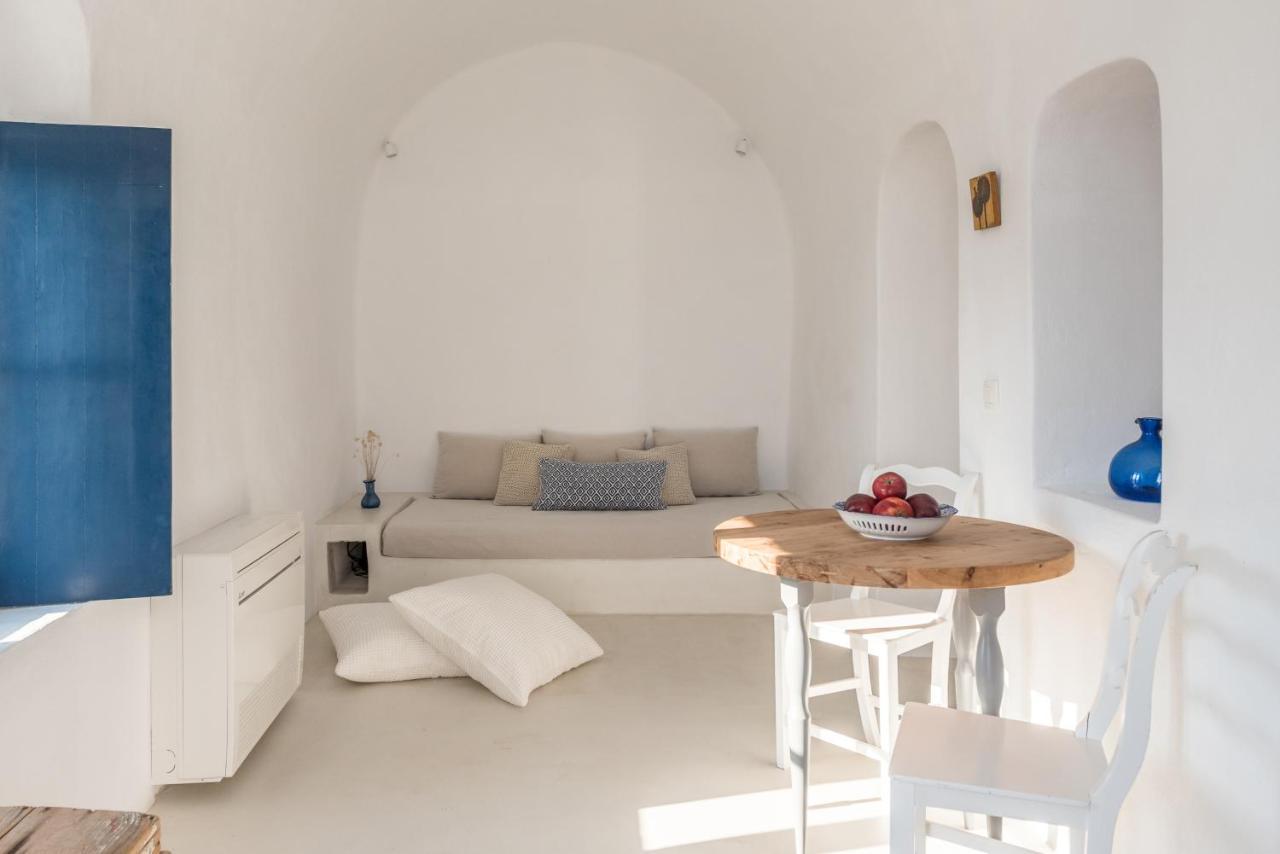Villa White Cellar Cave By Cycladica *