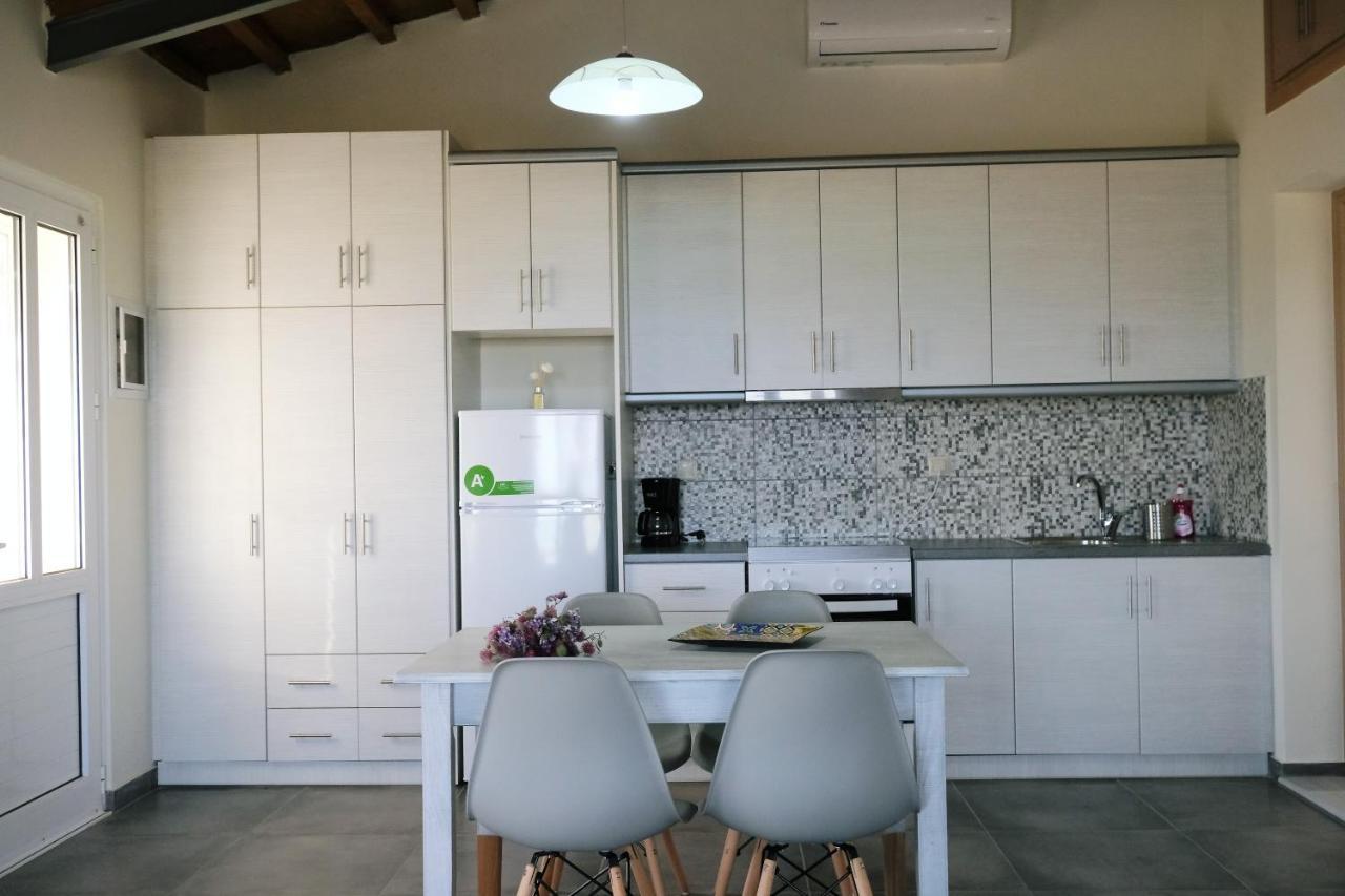 Thealassa Apartment *