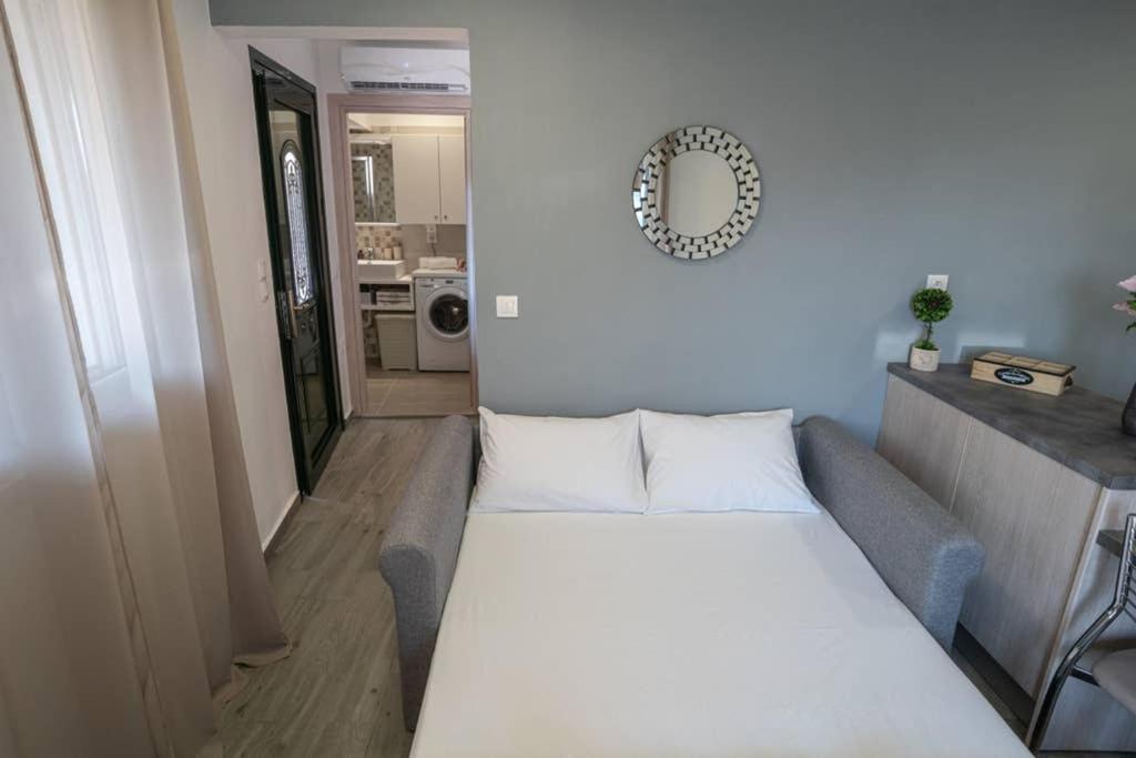 Anna Apartment Kato Garouna