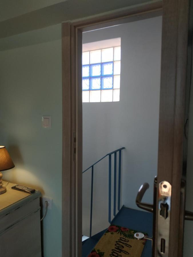 Maria Apartment Aliveri