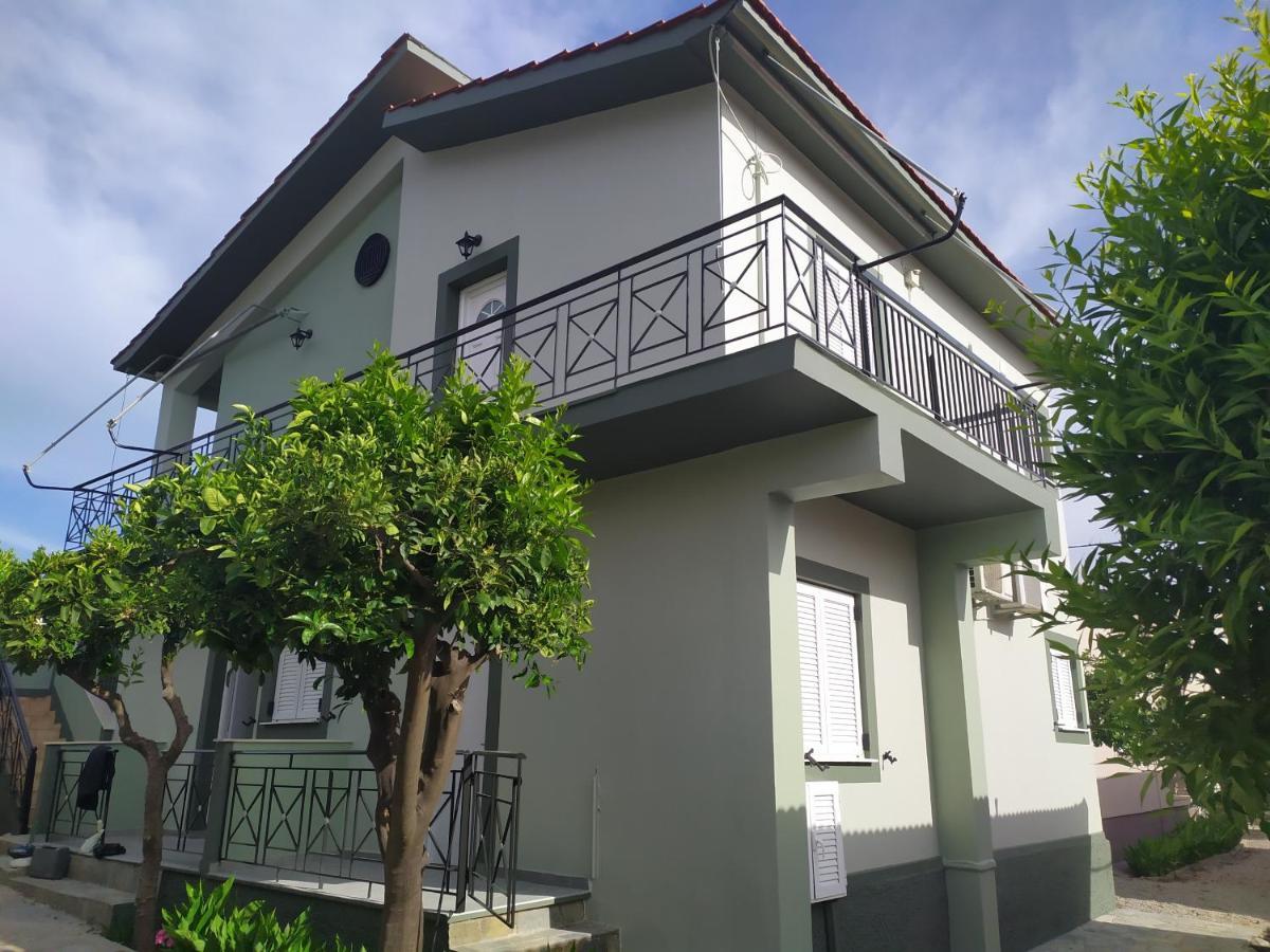 Nymphes Apartment