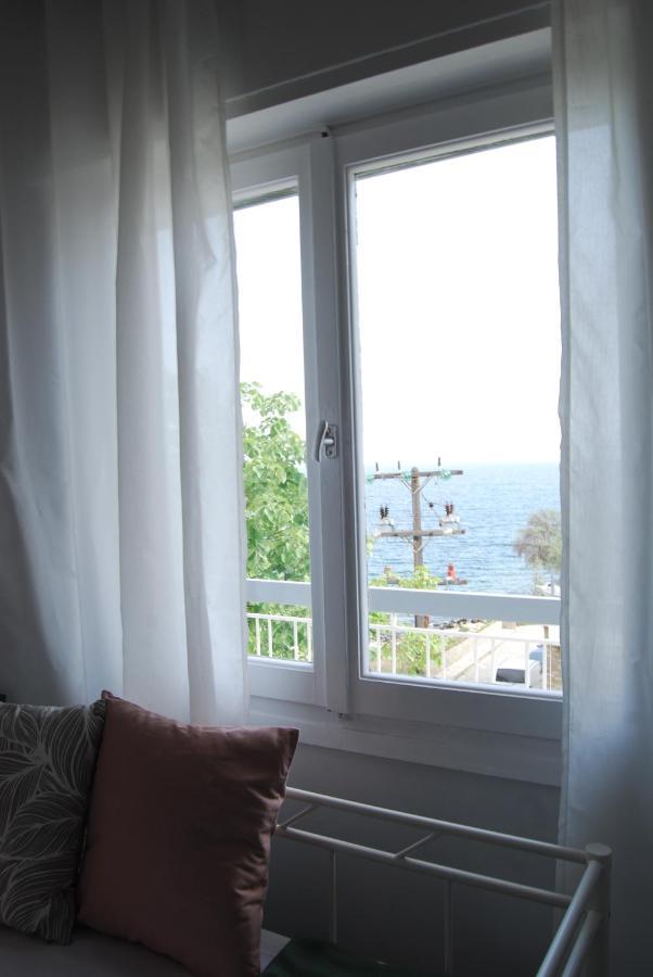 Beach Side Apart I Kavala