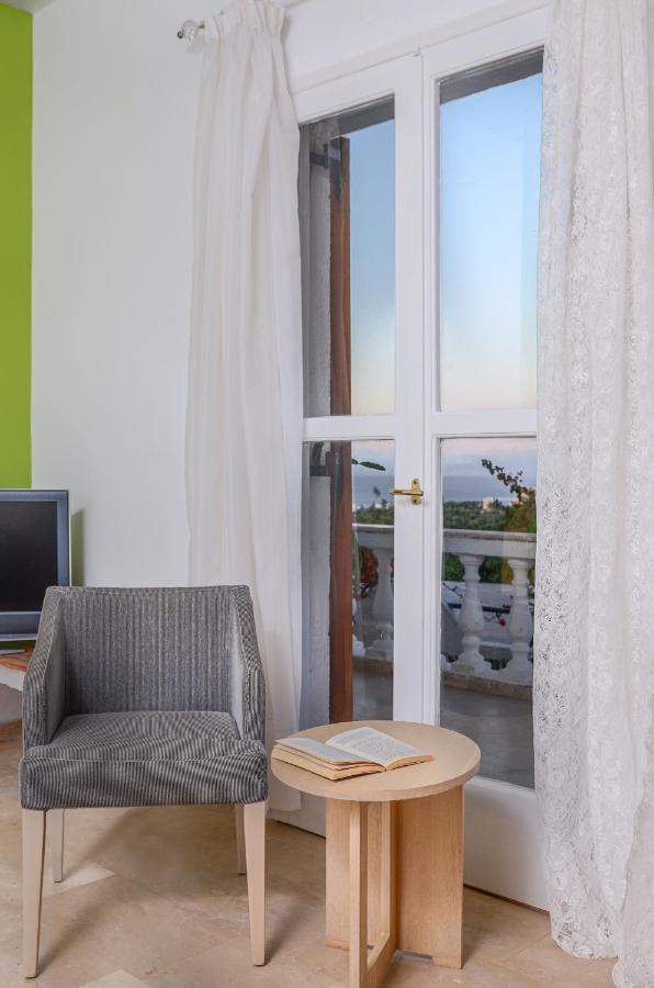 Gaia Apartment *