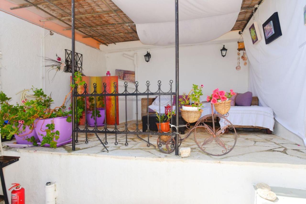 Efi's By The Sea Holiday home *